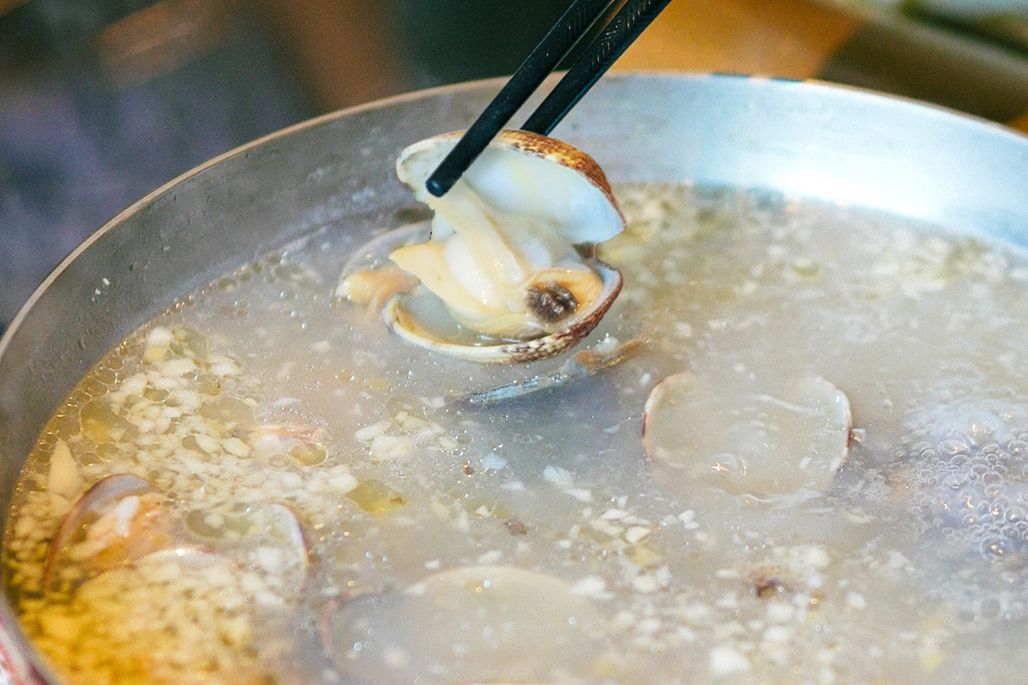 Buk Buk Clam Seafood Hotpot 卜卜蜆海鲜火锅