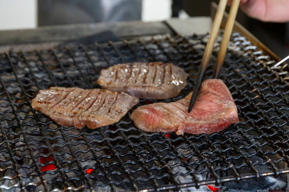 Fresh Whole Ox Tongue 新鲜整条牛舌