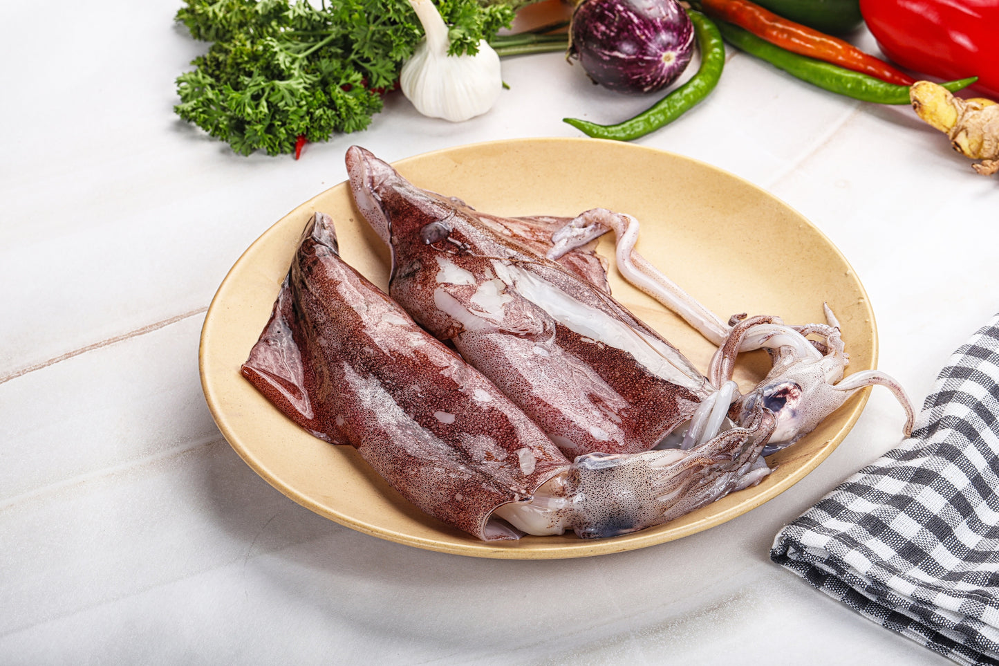 Wild-Caught Sashimi Grade Whole Squid 野生船冻整条刺身级鱿鱼