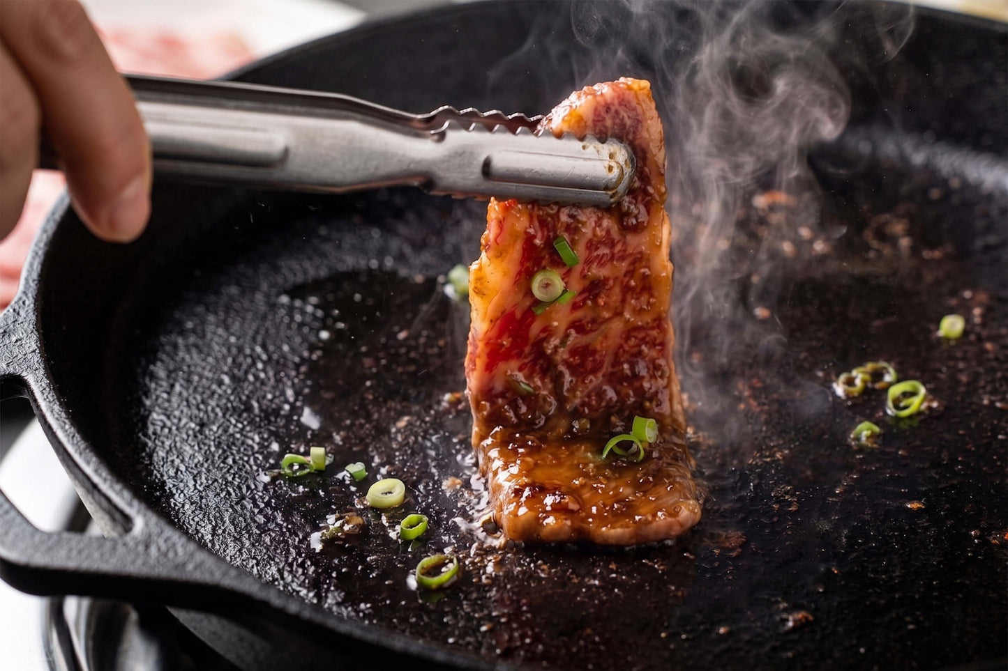 Marinated Galbi BBQ Slices 秘制牛小排燒肉片