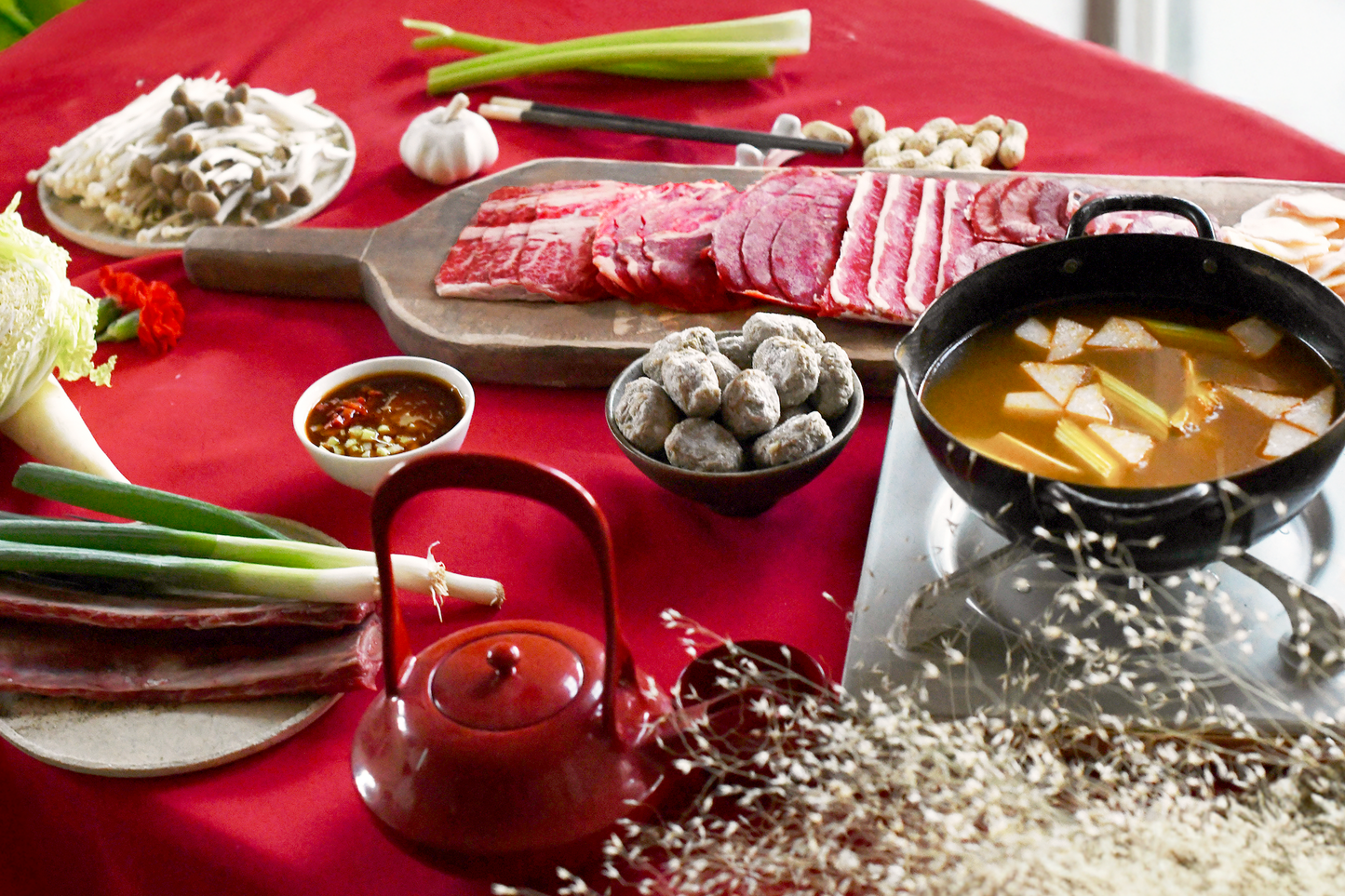 Celeplate Pass Sale: Chaoshan-Style Satay Beef Hotpot 潮汕沙爹牛肉火鍋 & T4飲品四杯