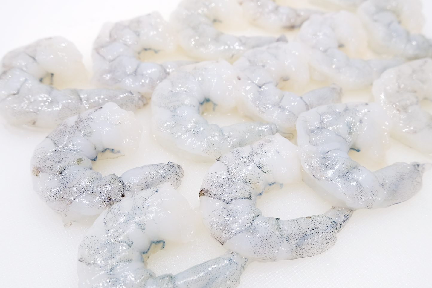 Raw Peeled Large King Prawns 大号急冻对虾虾仁