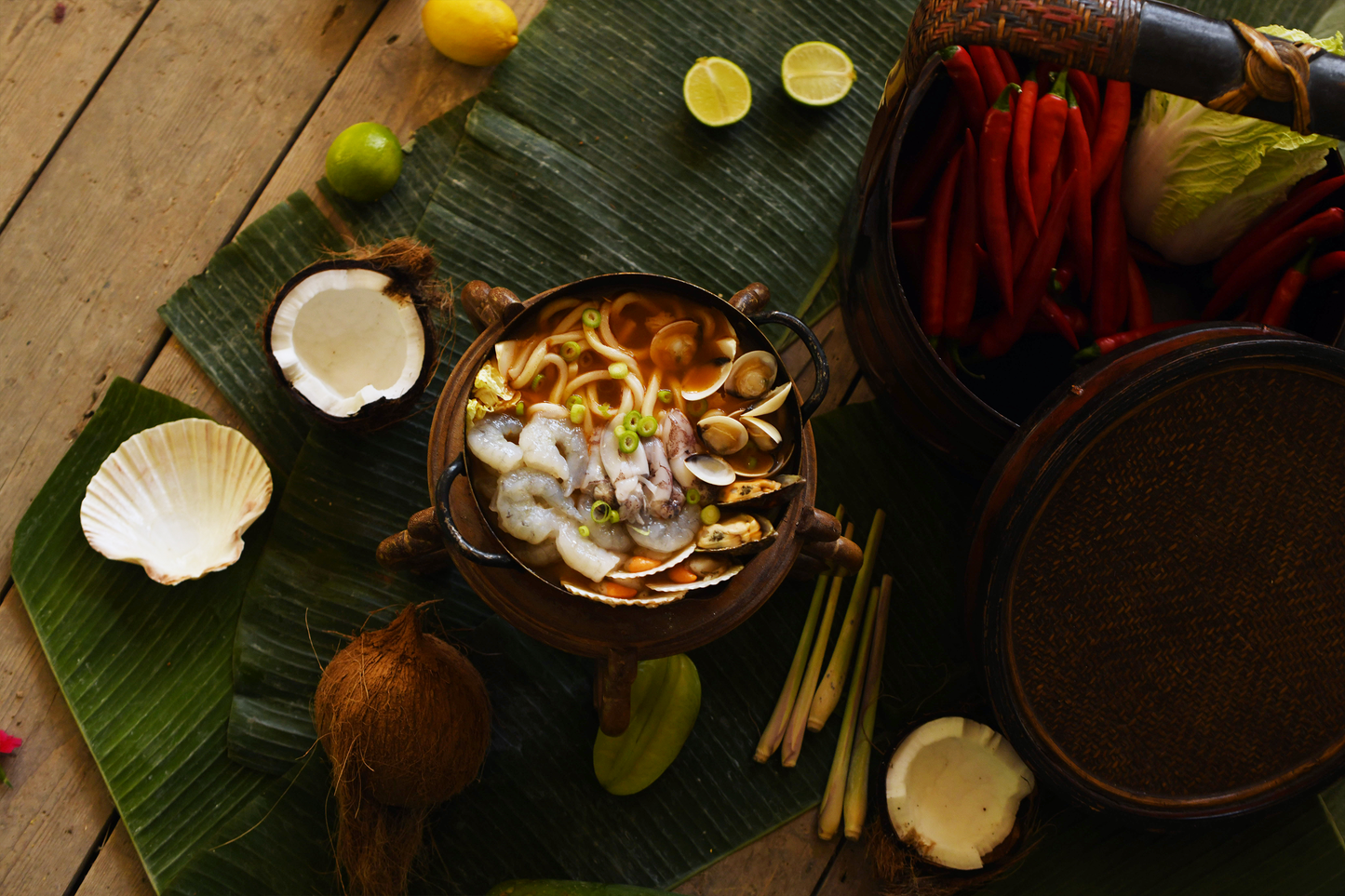 Tom Yum with Seafood 海鮮冬陰功小火鍋